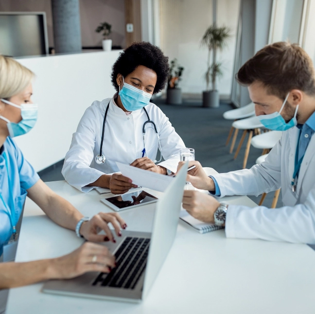 cliniques et professionnels de la sante.webp